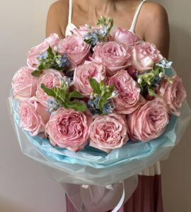 Букет 15 розовых роз Пинк Охара