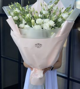 A Giant Bouquet with eustoma – Flower shop STUDIO Flores