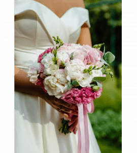 Як вибрати букет для весілля? – Інтернет-магазин квітів STUDIO Flores