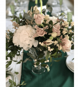 Оформлення квітами залу на весілля – Інтернет-магазин квітів STUDIO Flores