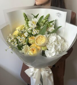 Букет цветов с гортензией и ромашками 'Здравствуй лето' – Интернет-магазин цветов STUDIO Flores