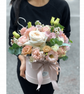 Какие цветы дарят на День матери? – Интернет-магазин цветов STUDIO Flores