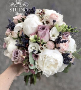 Букет невесты двадцать девять – Интернет-магазин цветов STUDIO Flores