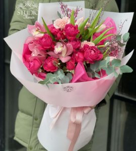 Букет цветов 'Незабываемые эмоции' – Интернет-магазин цветов STUDIO Flores