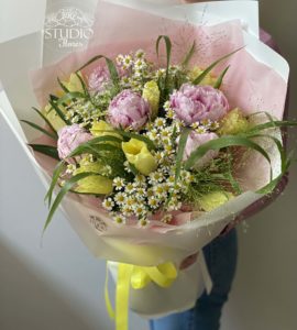 Bouquet of flowers 'Lemonade' – Flower shop STUDIO Flores