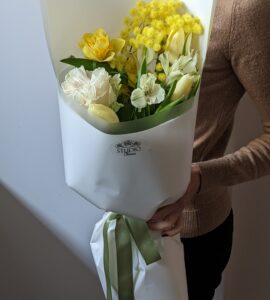 Букет цветов с мимозой 'Гавана'
