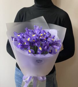 Bouquet of seventeen irises