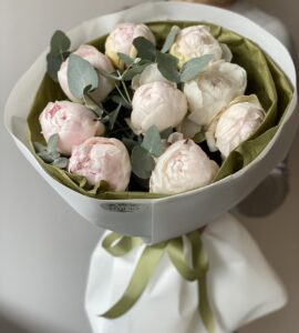 Bouquet of nine white peonies with eucalyptus