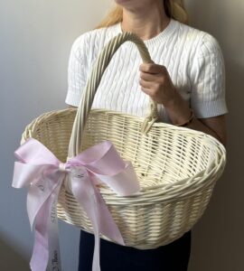 Basket made of wicker L