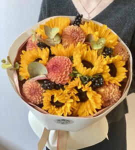 Bouquet of sunflowers with dahlias