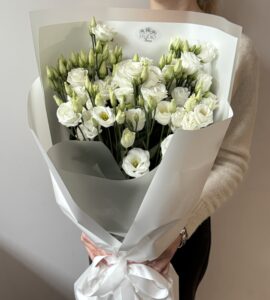 Bouquet 9 white dutch eustomas