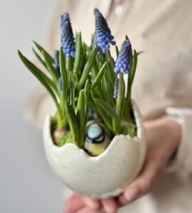 Великодня композиція з Мускарі