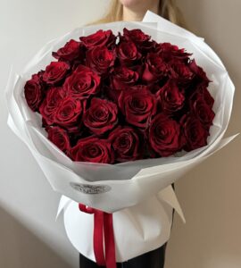 Bouquet of 25 red roses Explorer